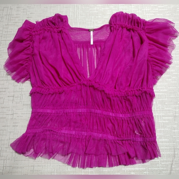 Free People Women's Making Me Smile Top Cropped Sheer V-Neck Ruched Size S - Picture 2 of 8